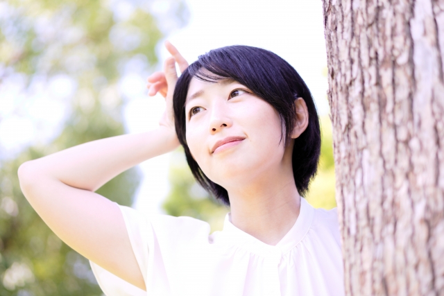 ボブヘアの女性