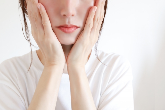 スキンケア女性イメージ