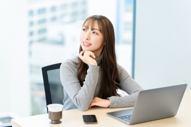 パソコンと女性