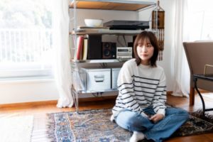 女性一人暮らし